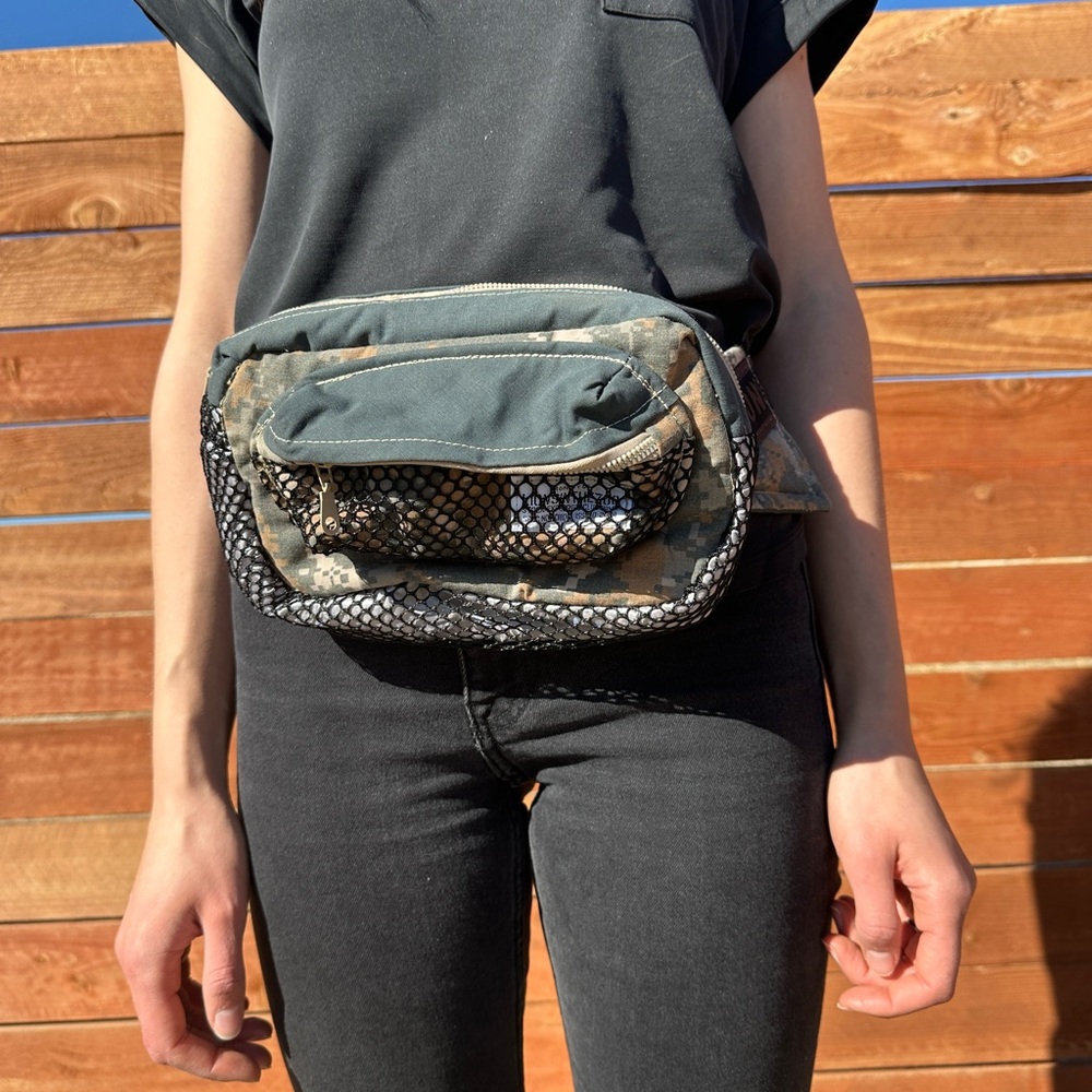 Heavy Duty Camo Fanny Pack